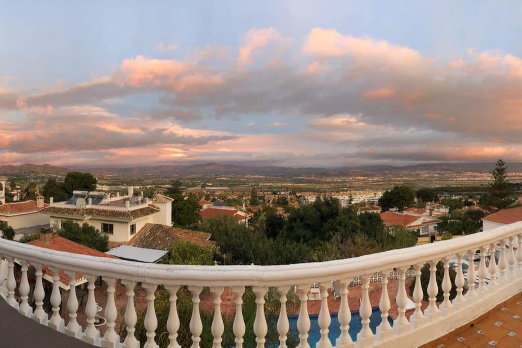 Villa Isabella Alhaurín de la Torre Exterior foto